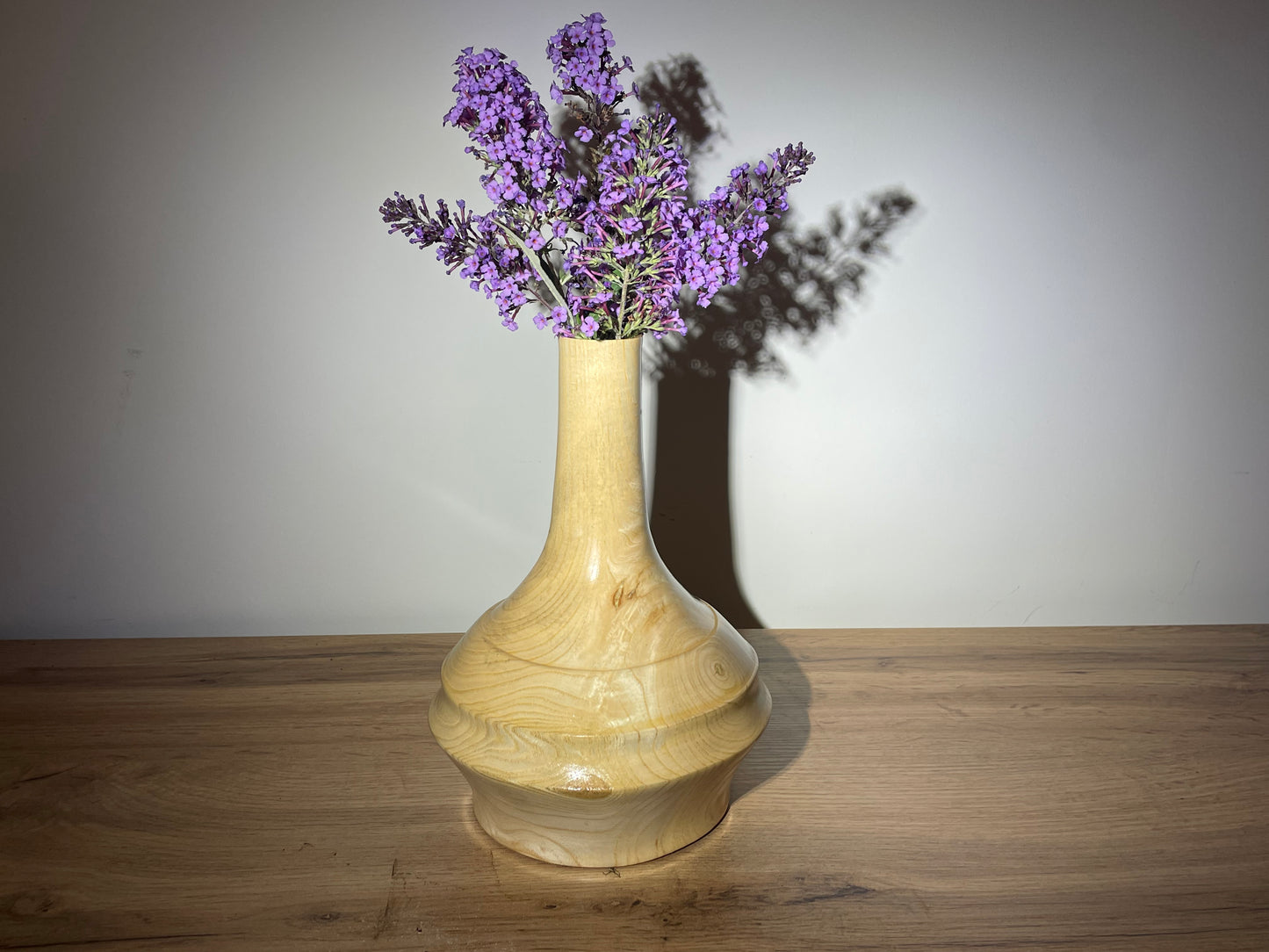 vase en bois de frêne élégant unique et original