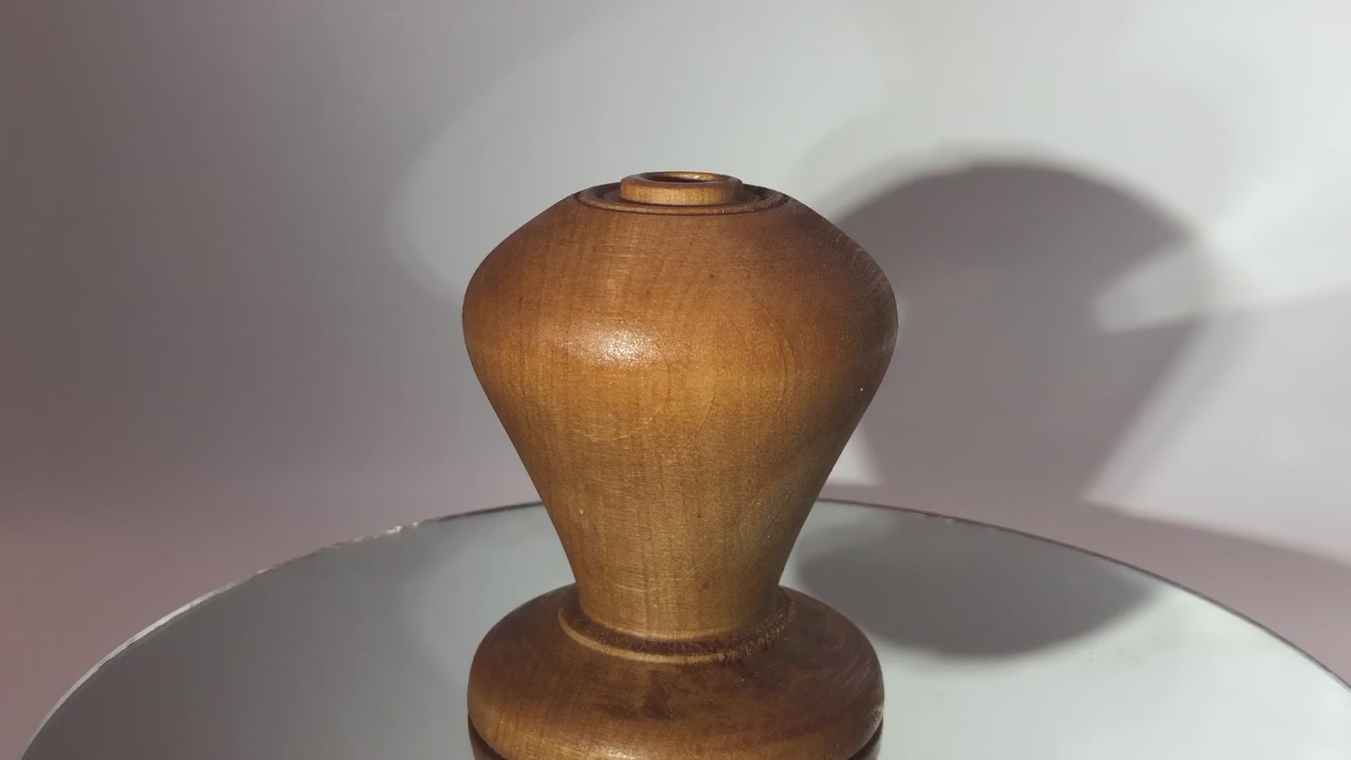 video Vase Soliflore marron En bois de Merisier