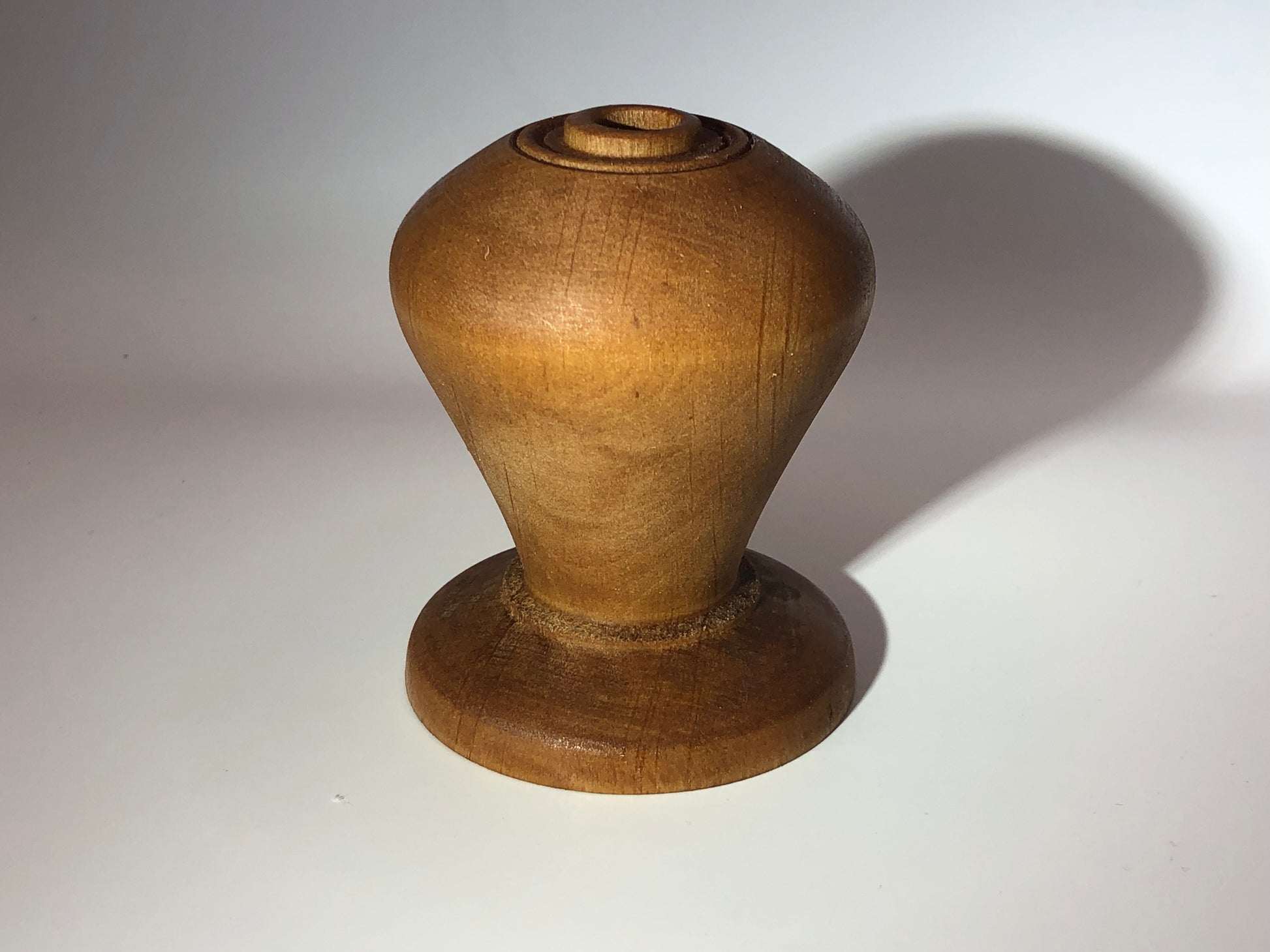 Vase Soliflore marron En bois de Merisier